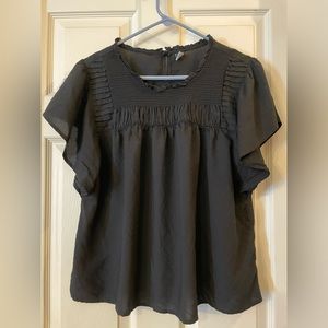 Old Navy Black Flowy Shirt size L